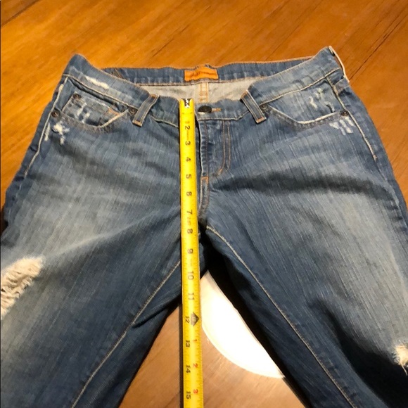 Destroyed James Jeans Size 28 - Picture 4 of 7
